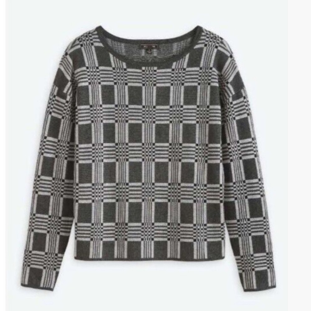 Lety & Me Stitch Fix Boat Neck Geo Print Pullover 
NWT! MAKE ME AN OFFER!!!